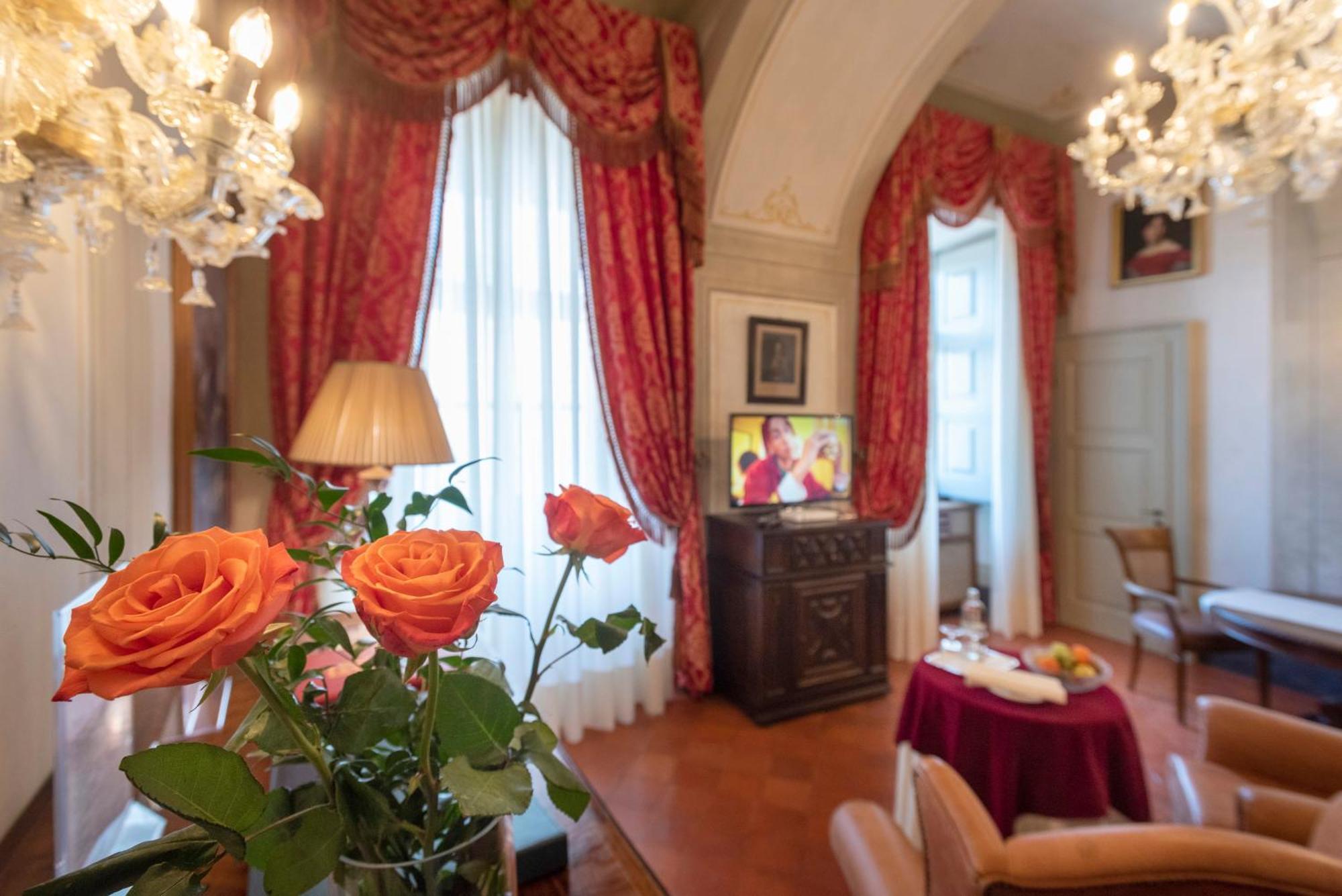 Hotel Castello Di Guarene Extérieur photo