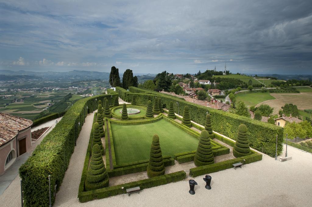 Hotel Castello Di Guarene Extérieur photo