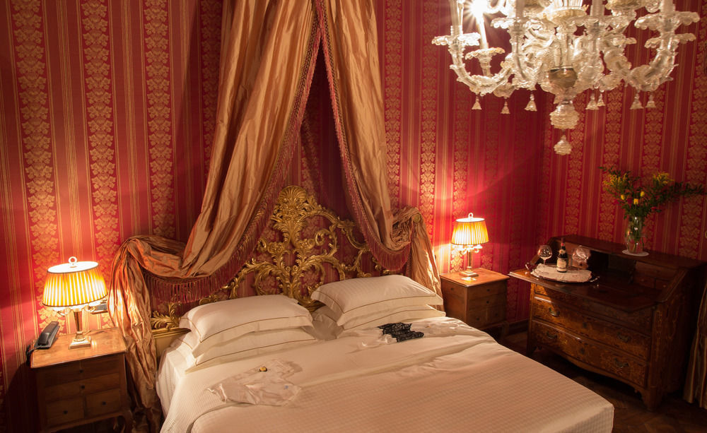Hotel Castello Di Guarene Extérieur photo