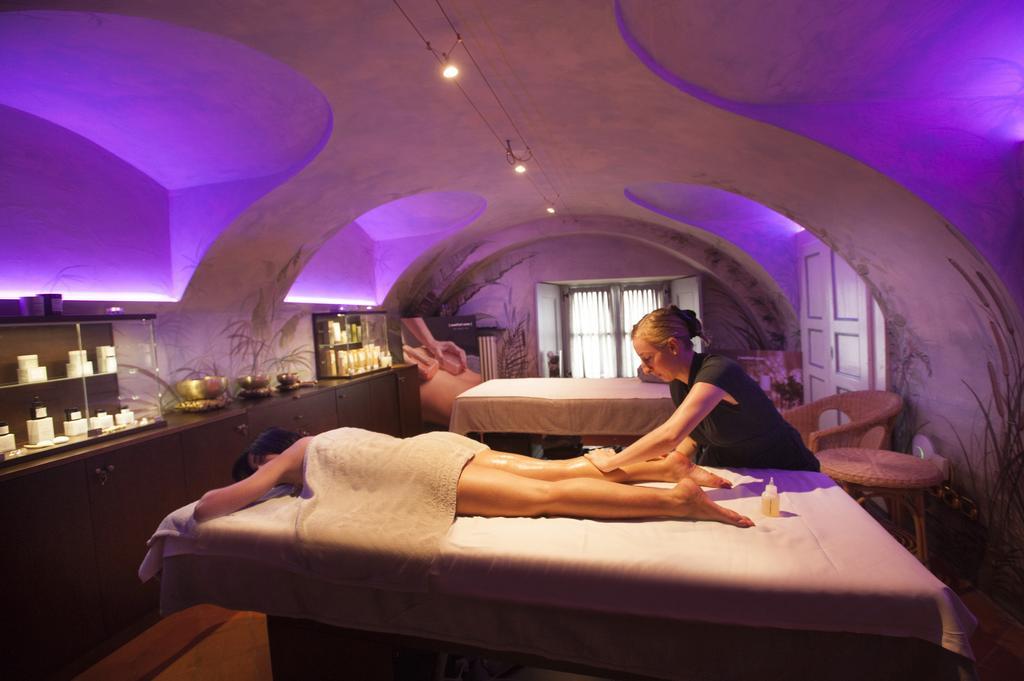 Hotel Castello Di Guarene Extérieur photo