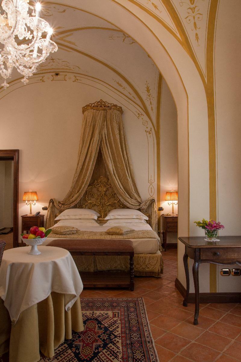 Hotel Castello Di Guarene Extérieur photo