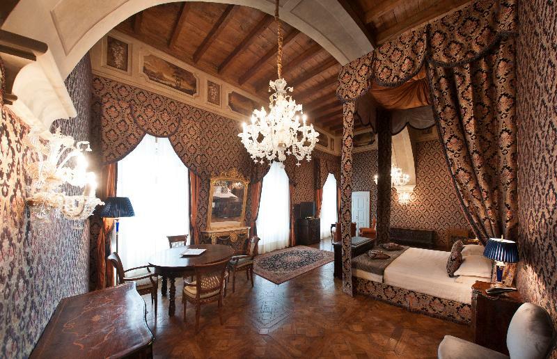 Hotel Castello Di Guarene Extérieur photo